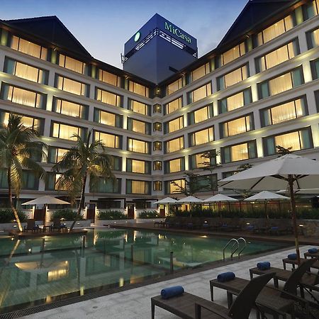 Micasa All Suites Hotel Kuala Lumpur Bagian luar foto Holiday Inn, Colombo