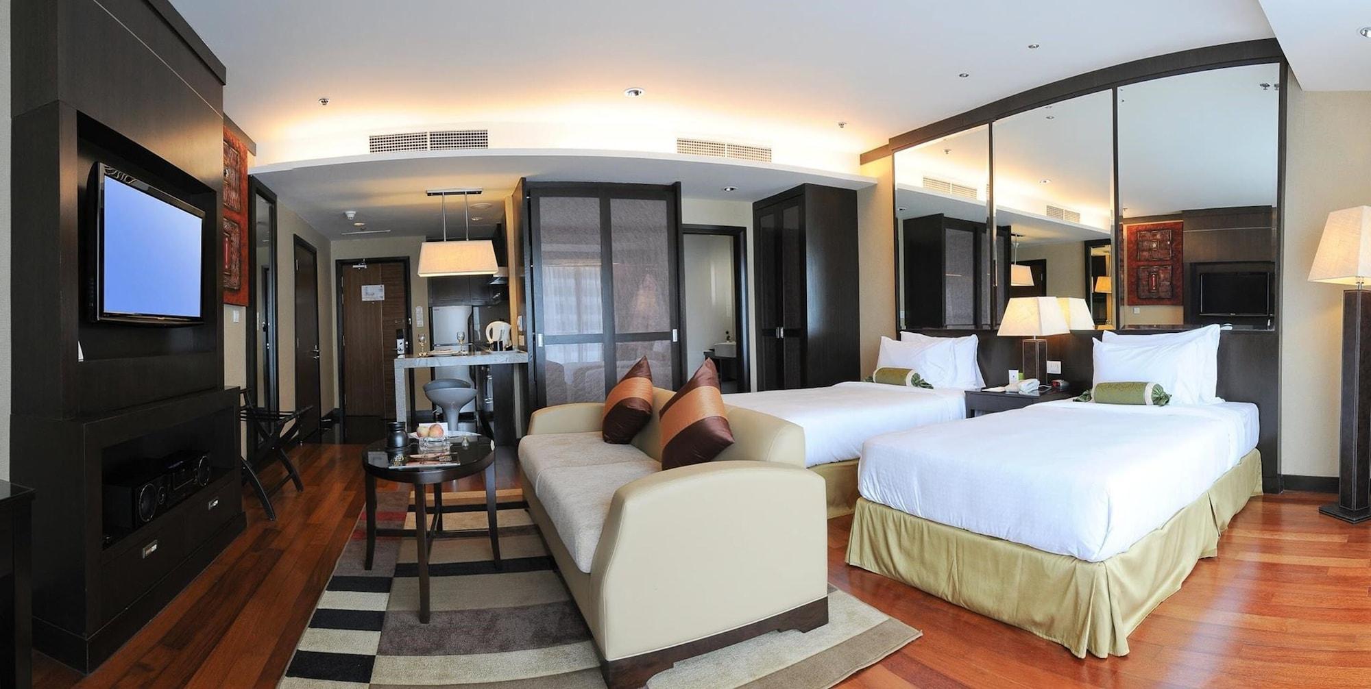 Micasa All Suites Hotel Kuala Lumpur Bagian luar foto A suite at the Shangri-La Hotel, Kuala Lumpur